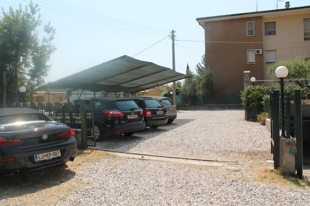 Appartamento Alessio Bardolino Ruang foto